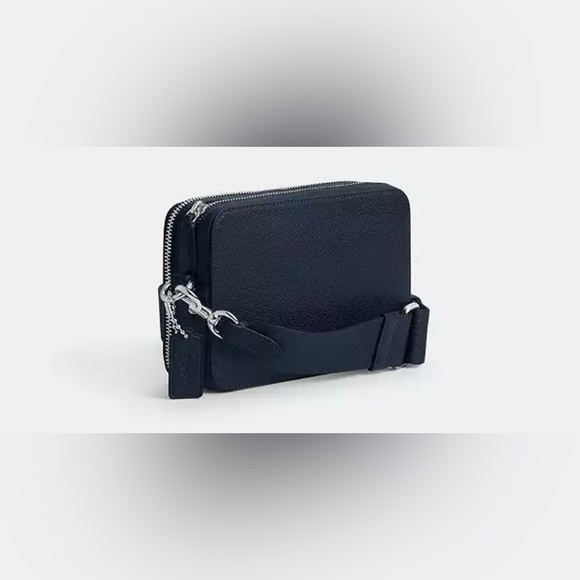 Charter Crossbody Bag 19 With Coach Graphic - Picture 4 of 15